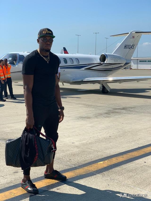 博尔特跑步展示,博尔特最后一场奥运百米比赛