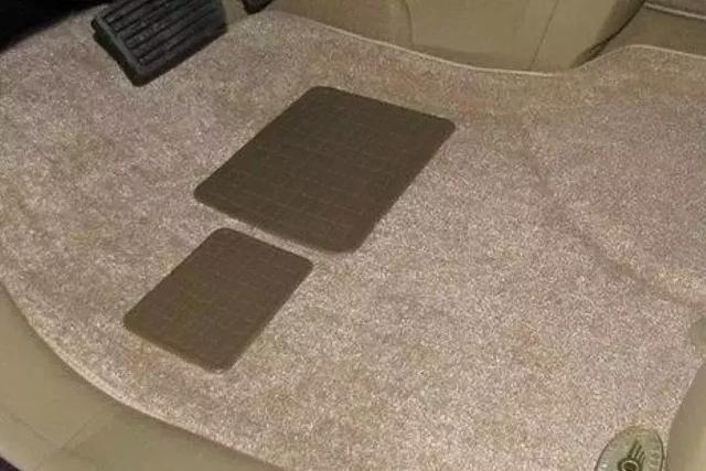 汽车脚垫哪种款式最好,汽车脚垫哪种材质比较好