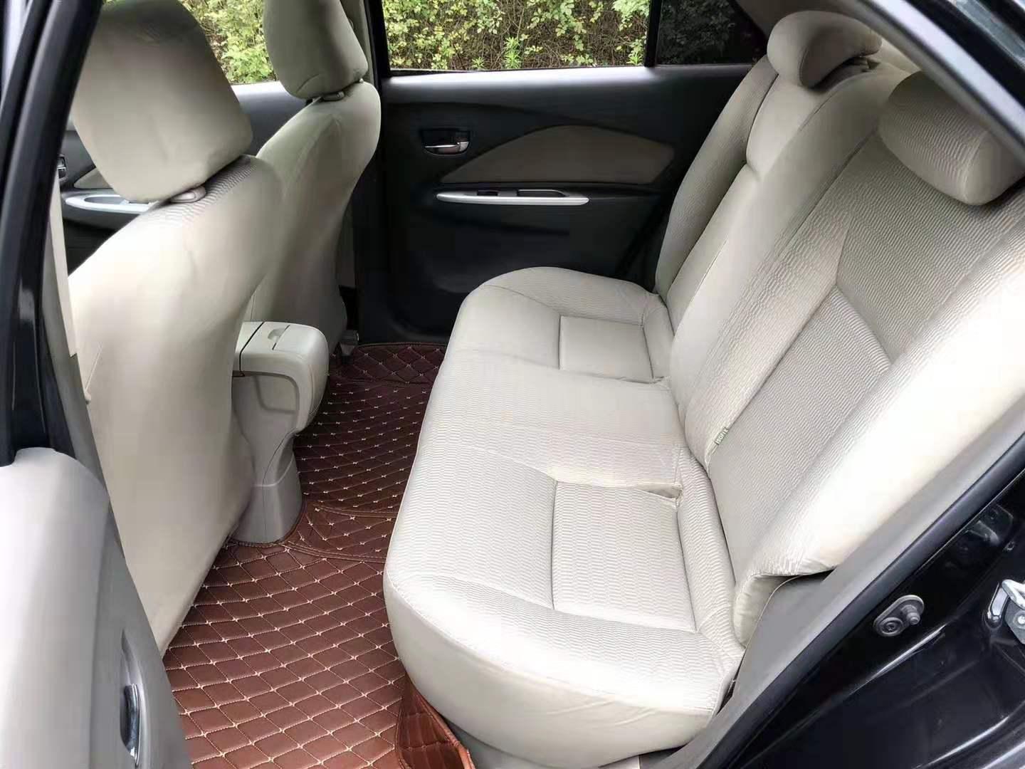 最经典的丰田威驰哪款好开不坏,丰田威驰车皮实耐用不