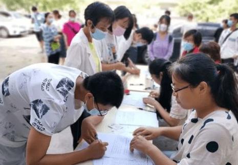 买电脑对助学金有影响吗,用了电脑而被取消助学金