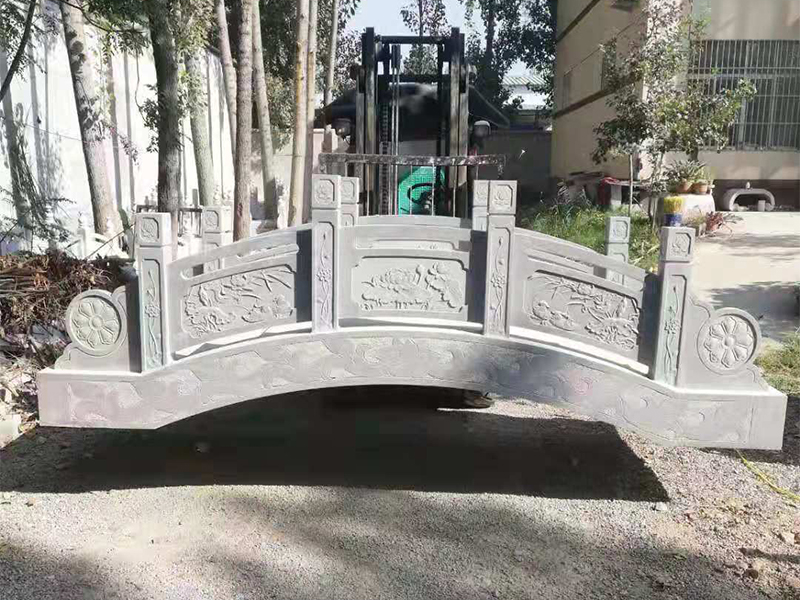 汉白玉石雕石材栏杆多少钱一米,海南汉白玉石材栏杆价格