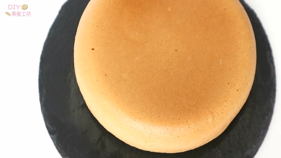 「烘焙教程」只要家中有电饭煲，就能做蛋糕哦！最简单的蛋糕做法