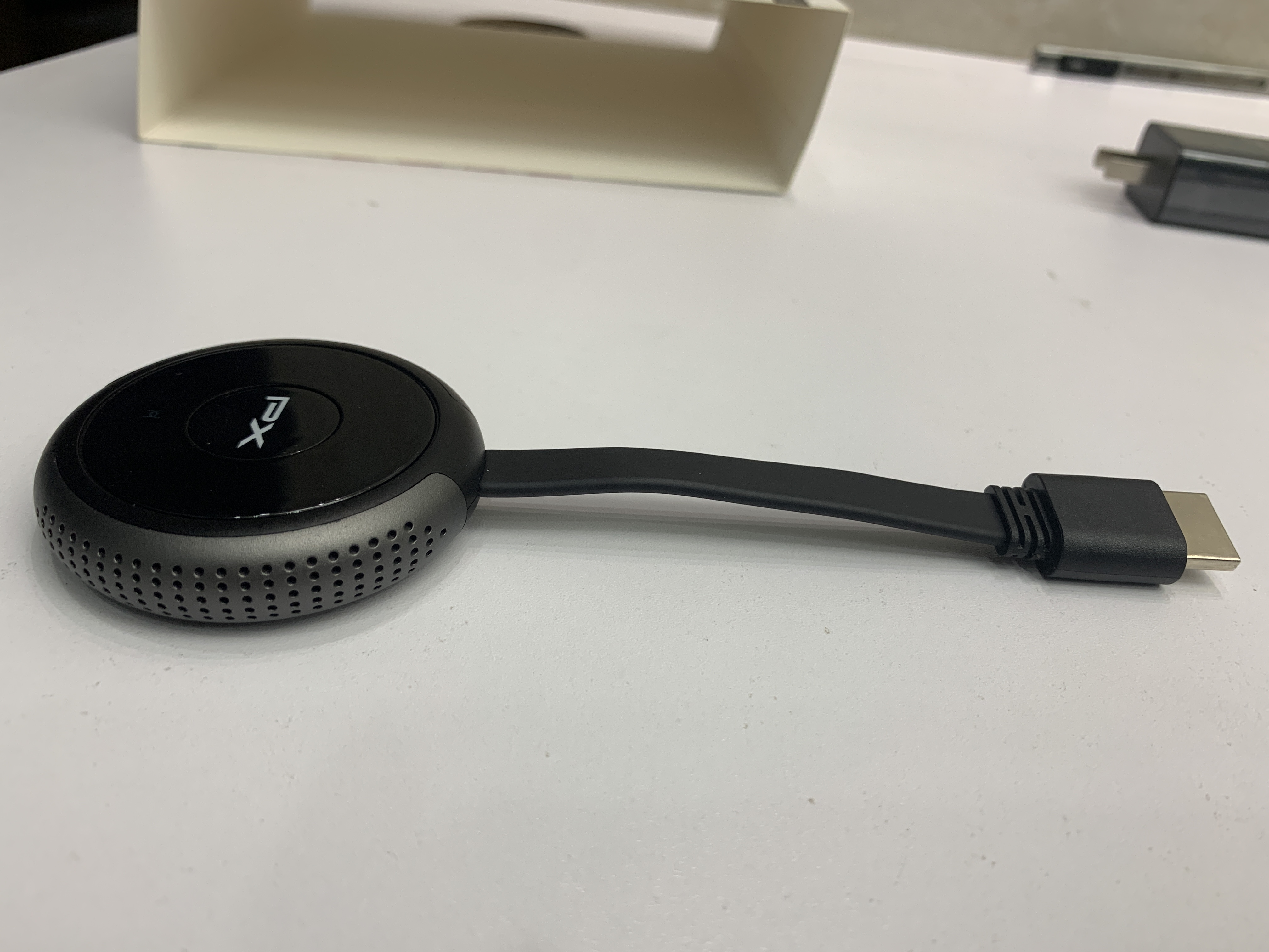 没有hdmi的投影仪怎么连接屏幕,投影仪可以不用hdmi线无线连接吗