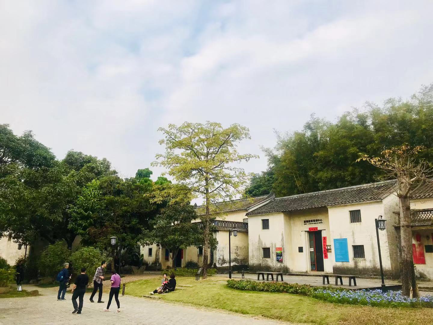 深圳观澜版画村的位置,观澜版画村还是版画基地