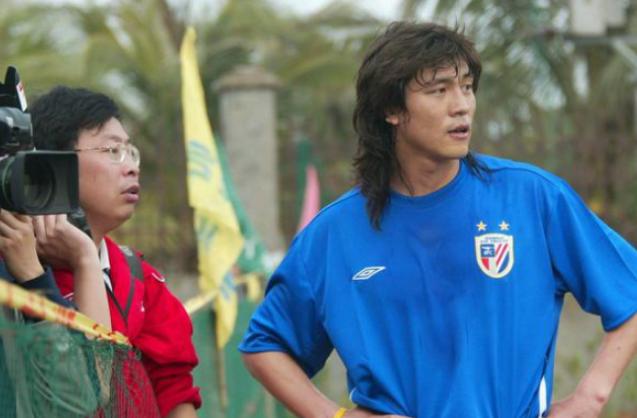 中国足球球星绰号,当今足坛球员绰号大全