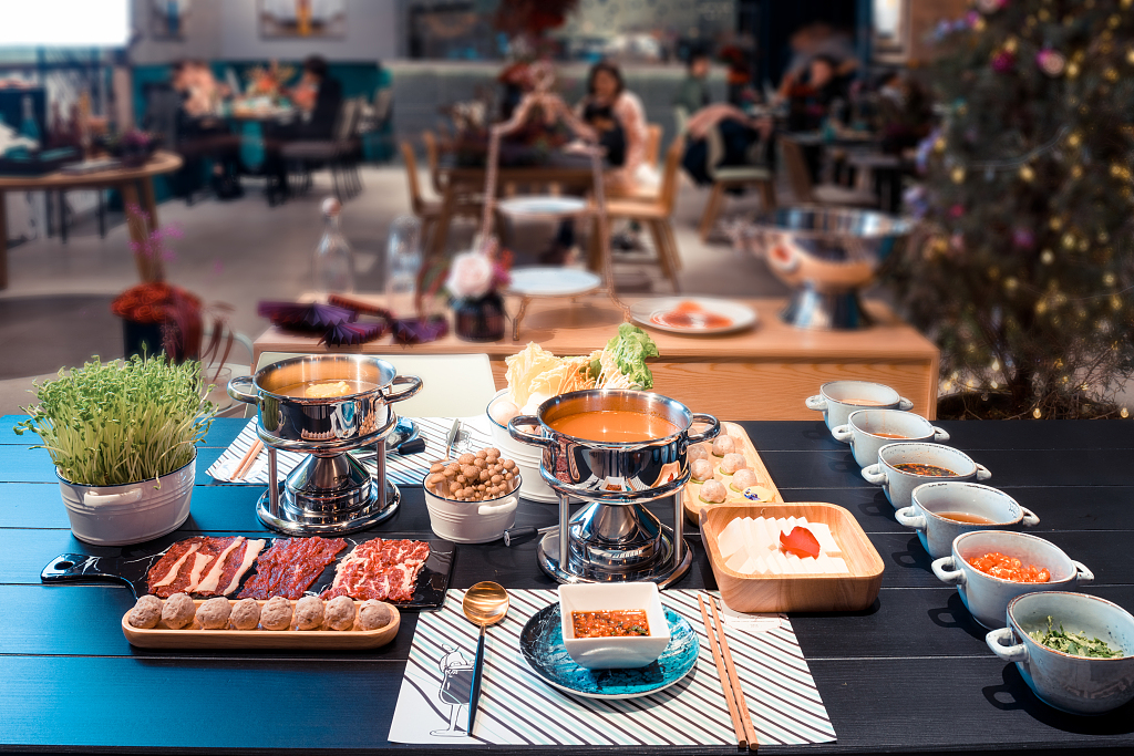 准妈妈孕期嘴馋想吃火锅，记住这5个注意事项，降低胎儿风险