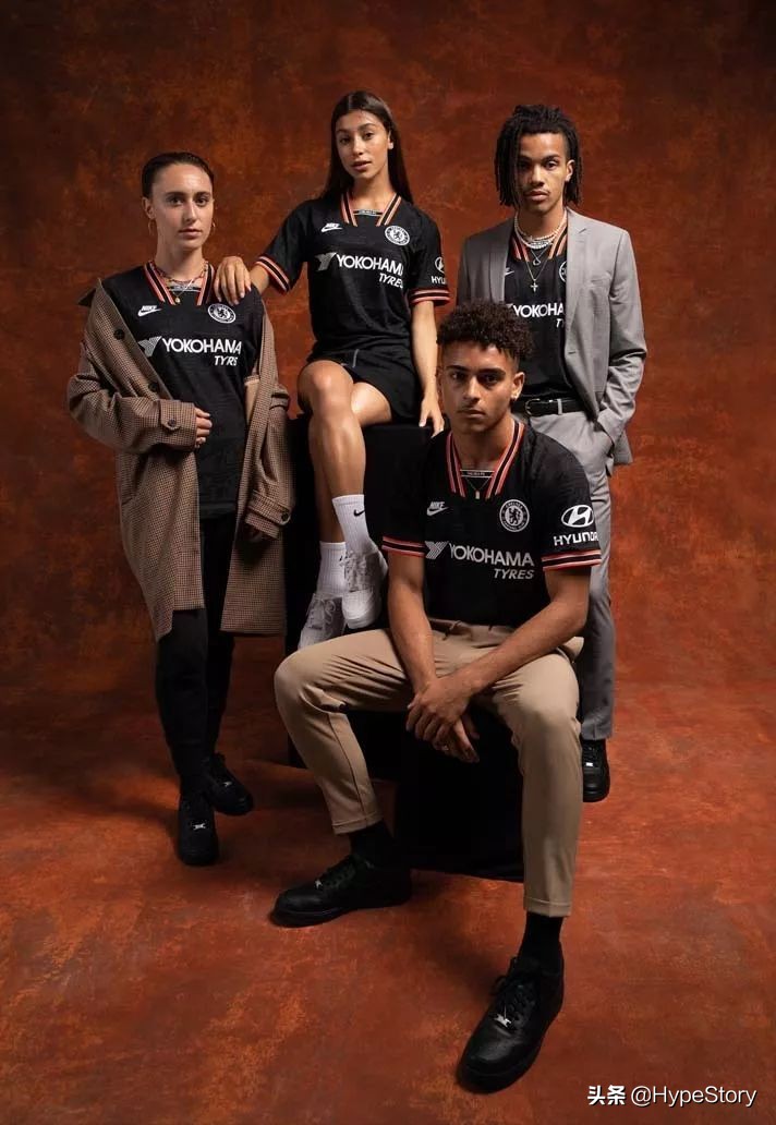 球衣穿搭秋天,球衣穿搭选什么版本