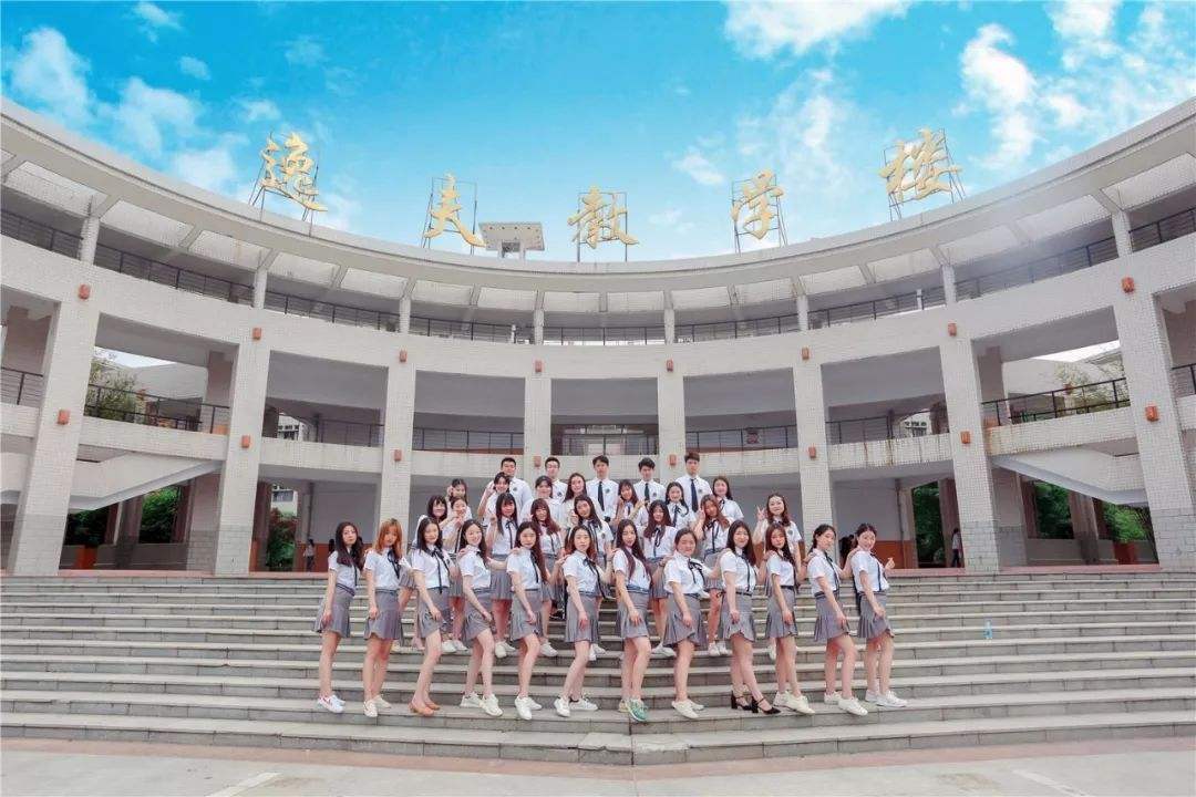 河南五所师范大学遇冷，免费专业没招满，学生们为什么不报了？