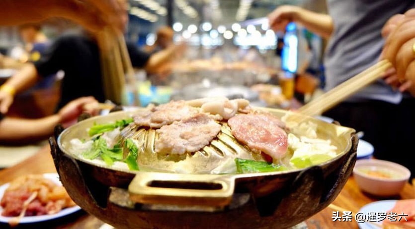 泰式烤涮一体火锅探店,吃泰式涮涮锅