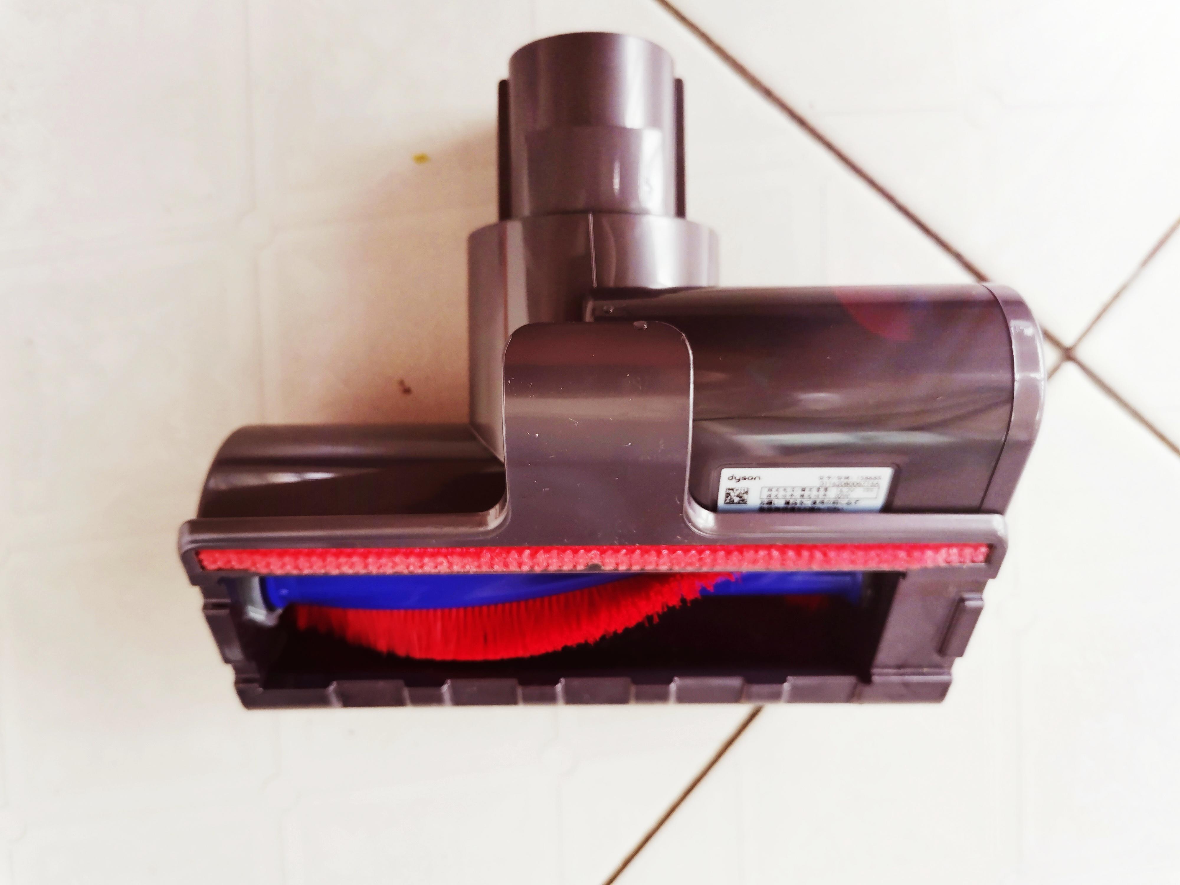 八零后“奶爸”痛下决心，网购的戴森吸尘器到货后有话要说