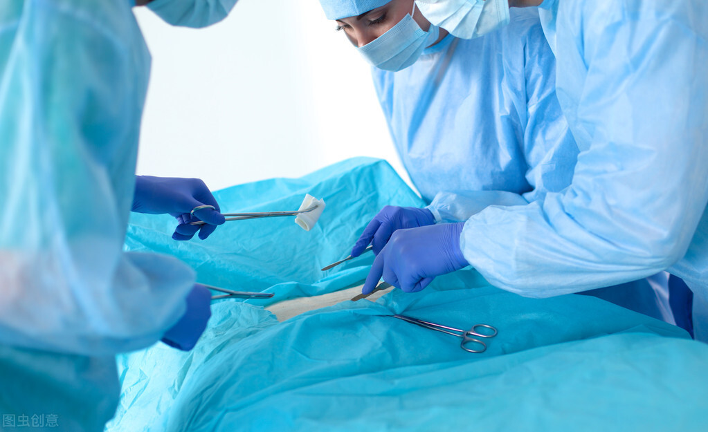 腹腔内积血近3000毫升！她与死神擦肩而过