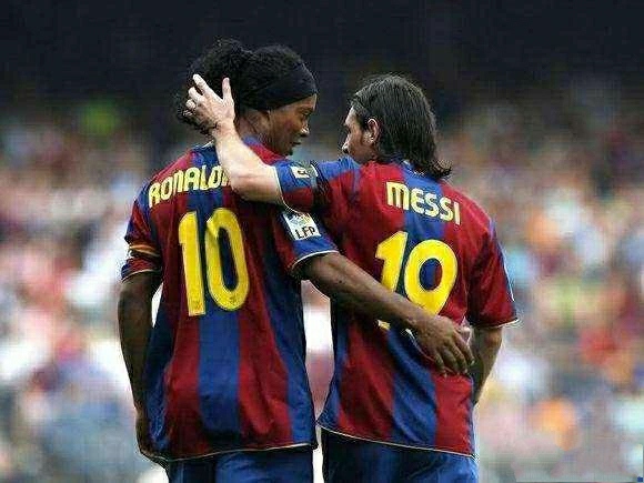 传奇巨星罗纳尔迪尼奥纪念赛,罗纳尔迪尼奥童年集锦