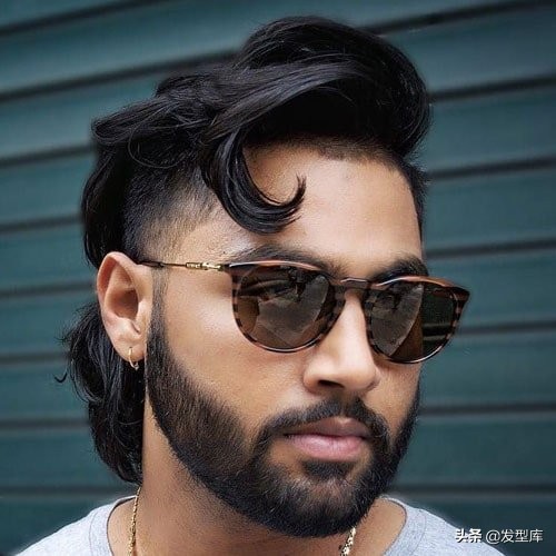 50岁鲻鱼头烫发发型,短发发型女2020流行发型鲻鱼头