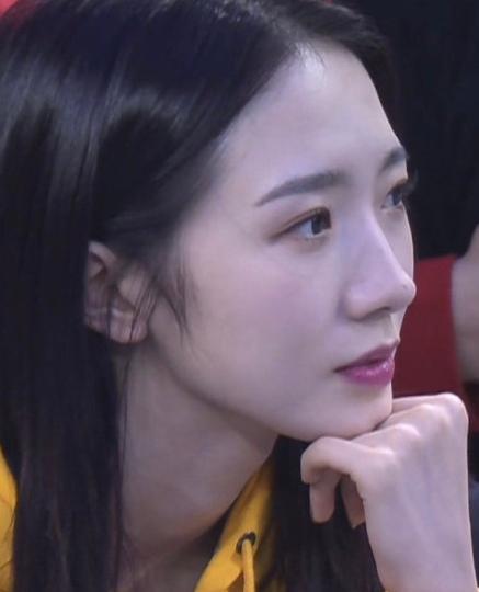 101杨超越现状,火箭少女101孟美岐怎么了