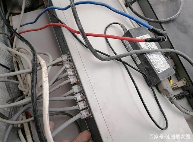 行车记录仪停车监控安装视频教程,无网无电无wifi监控怎样安装视频