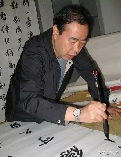 贾平凹书法作品真伪,贾平凹书法是丑书吗