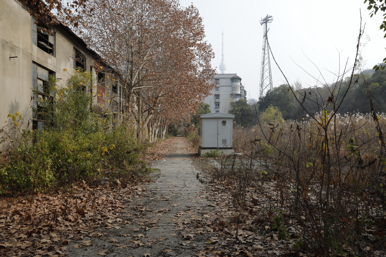 武汉轻型汽车制造厂,武汉特种车制造厂