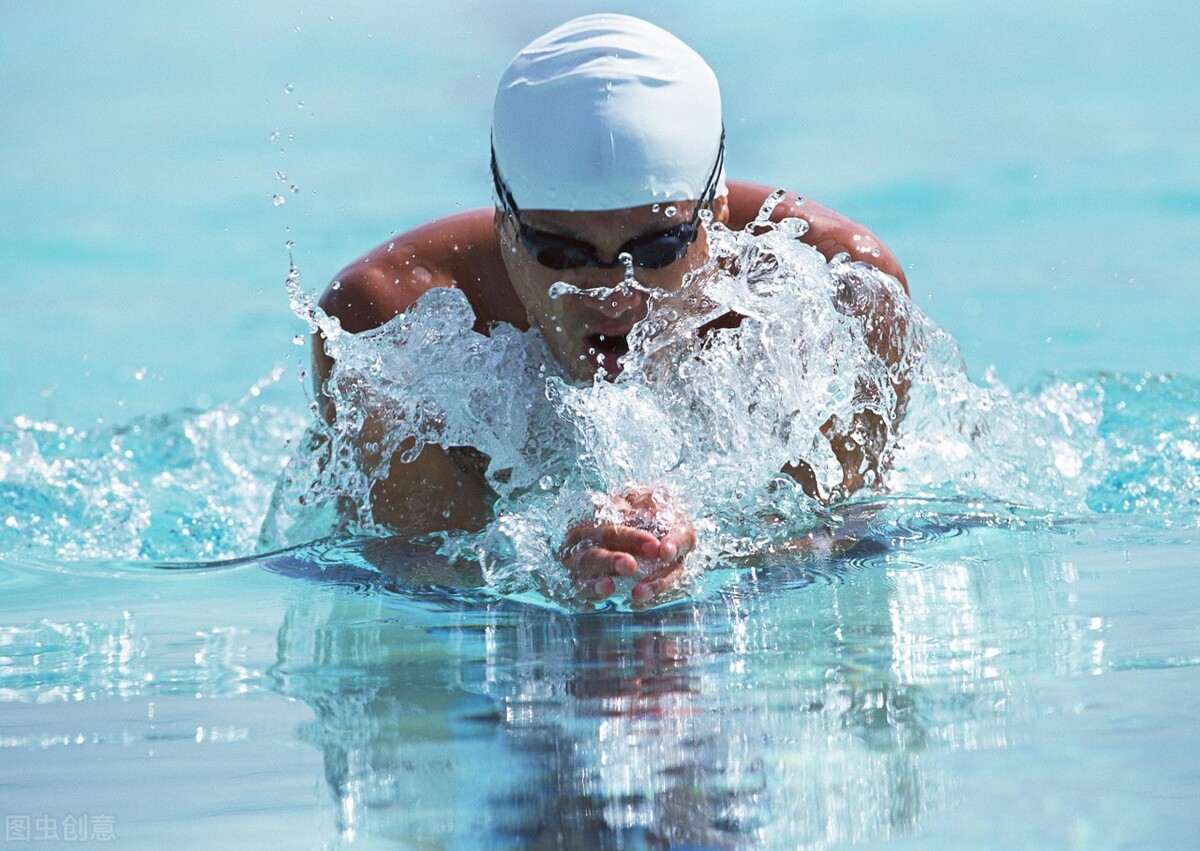 学游泳准备哪些用品,第一次学游泳需要带什么东西