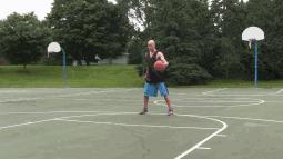 篮球怎么一招称霸野球场,称霸野球场必练篮球技巧