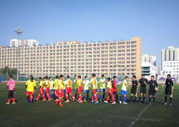 矿大夺冠后卫,首都高校足球甲级联赛冠军