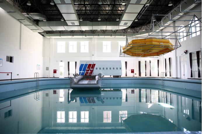 成都航空旅游职业学院中专就业,成都航空旅游职业学校招生