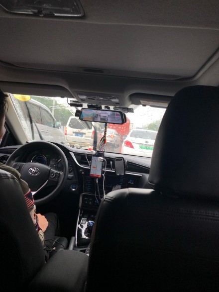 跑滴滴可以月入20万吗,现在跑滴滴赚钱靠谱吗