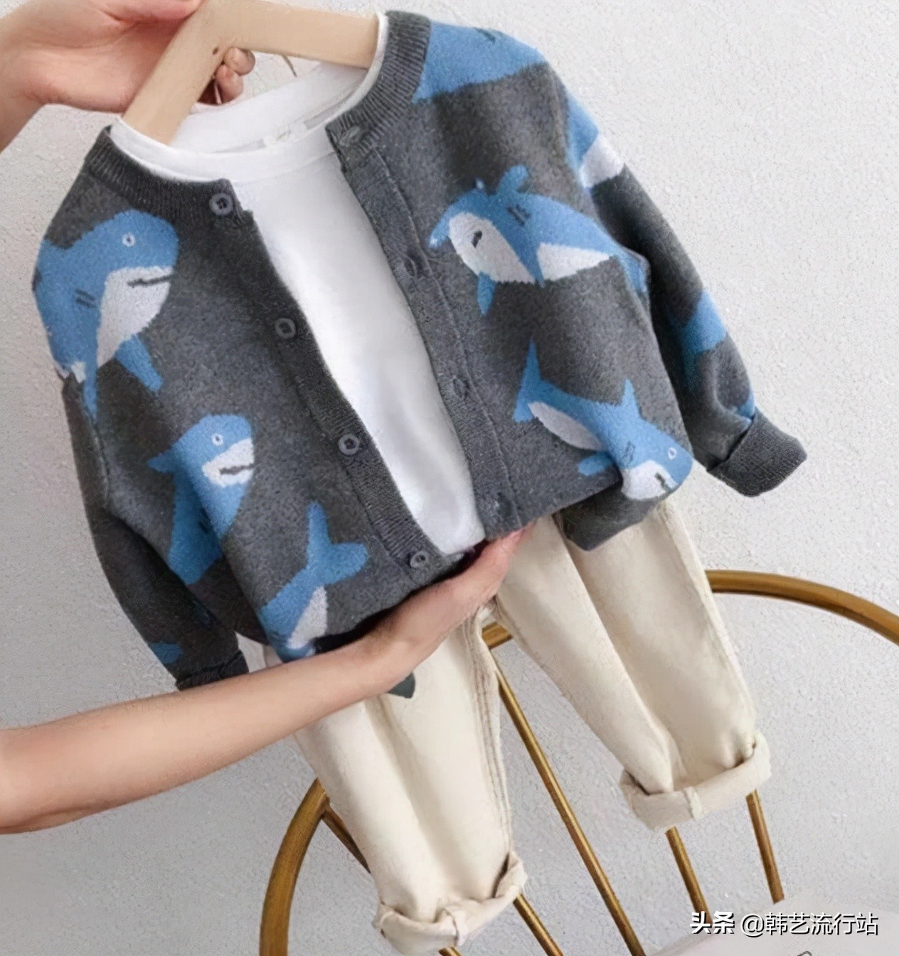 韩版毛线童装怎么搭配好看,童装韩版新款爆款品牌有哪些