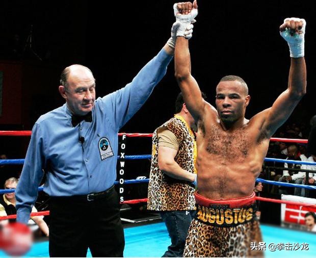 拳击躲闪反击集锦梅威瑟,拳王梅威瑟躲闪完美的一场比赛