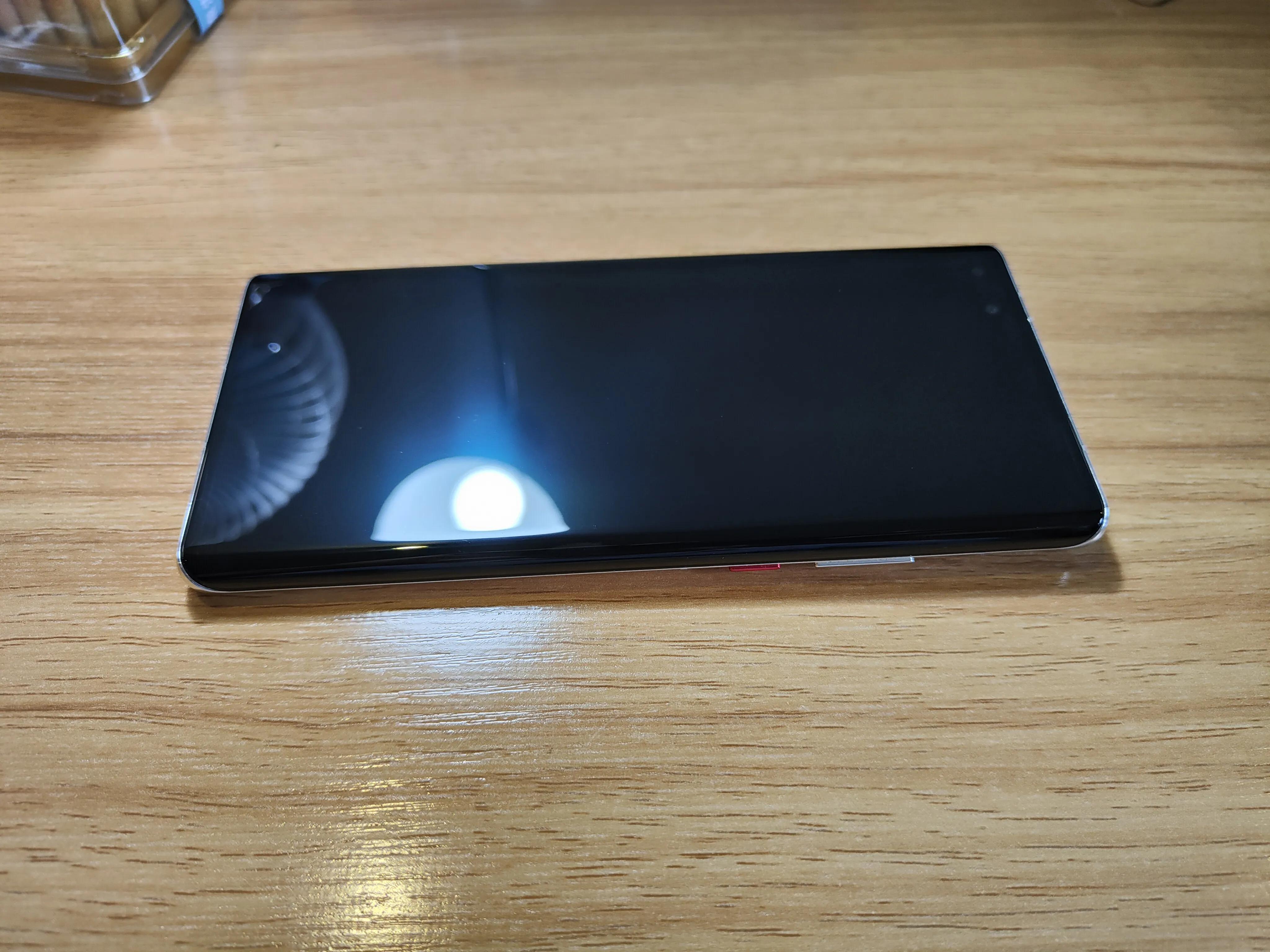 华为mate40pro属于旗舰还是高端,专家评价华为mate40pro怎么样