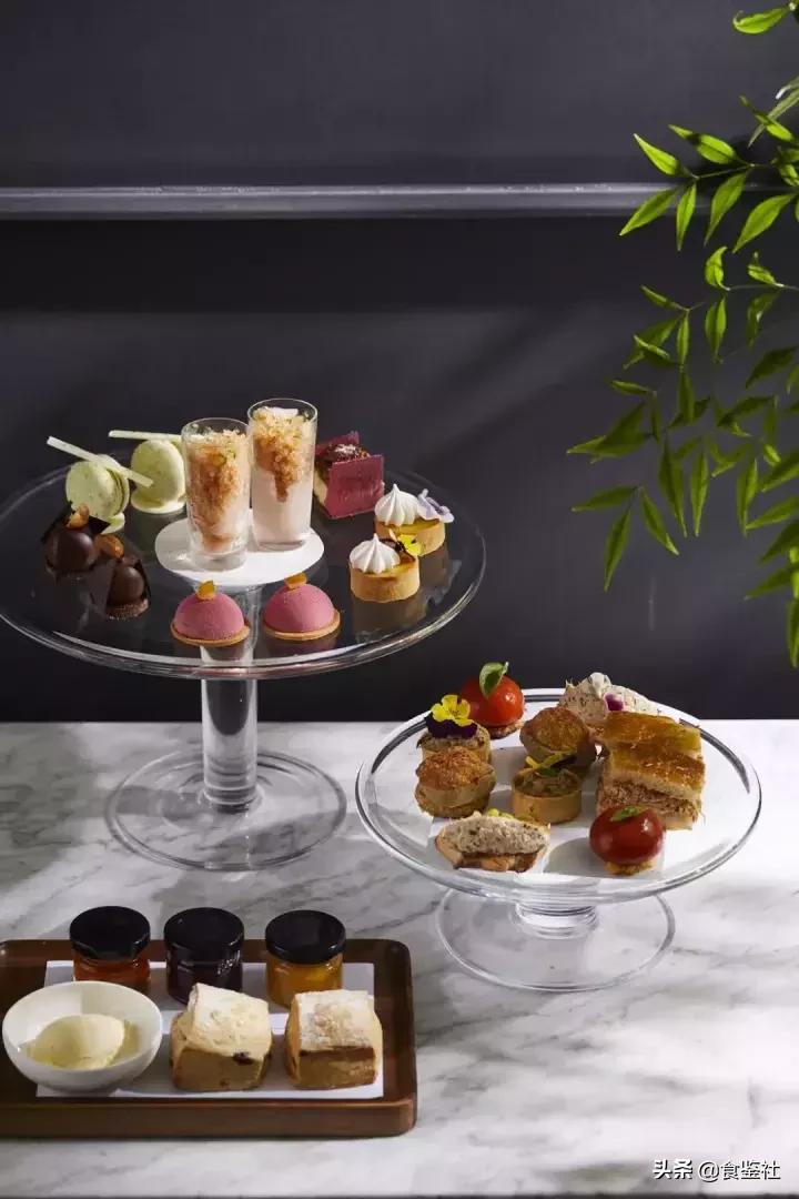 走走带你去看沿途的风景,深藏于魔都高端酒店里的下午茶