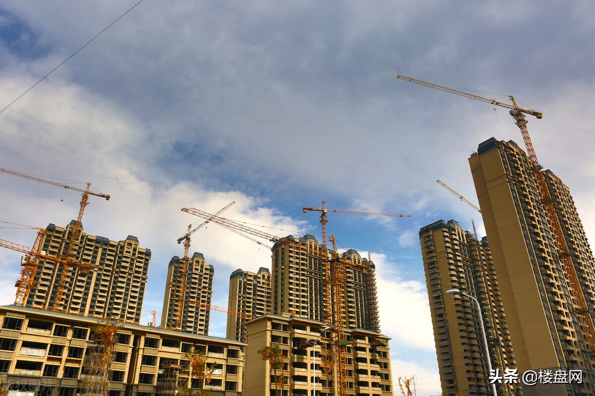 房价会继续下跌还是迎来反弹,房价跌的那么厉害还会往低跌吗