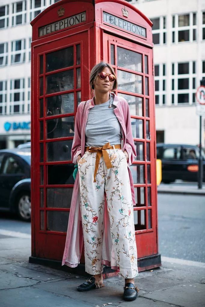 迪士尼冰雪奇缘衣服,看冰雪奇缘2电影