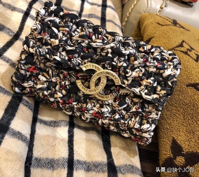 揭秘lv包什么材质,lv包包材质科普