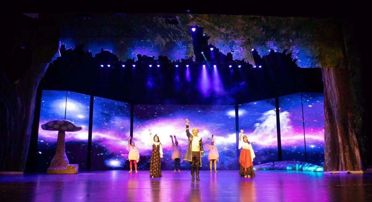 至此翡丽封藏仰望美的·罗兰翡丽产品发布会完美落幕