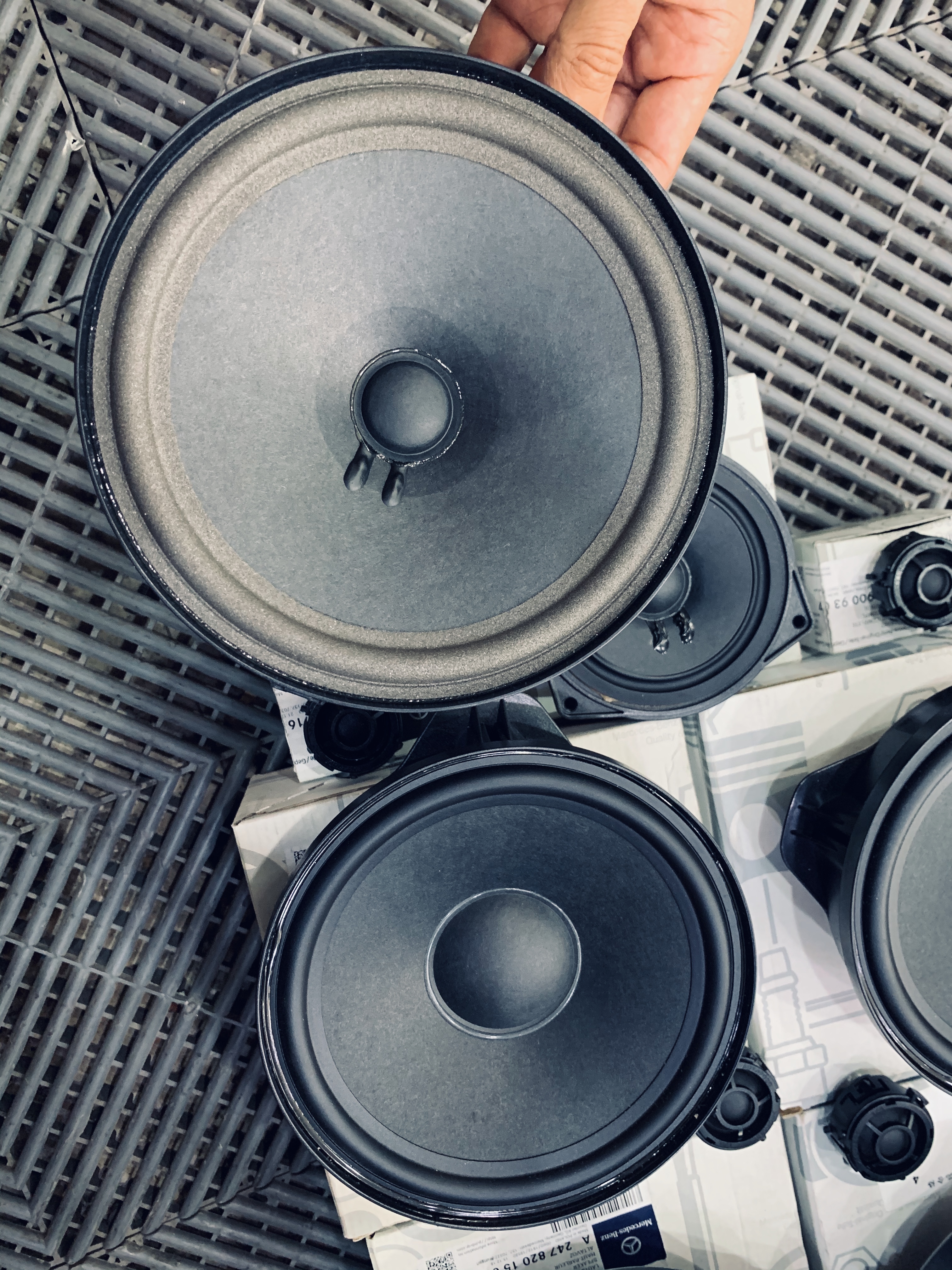 越野轮胎前后配,越野轮胎搭配在小轿车上好不好看