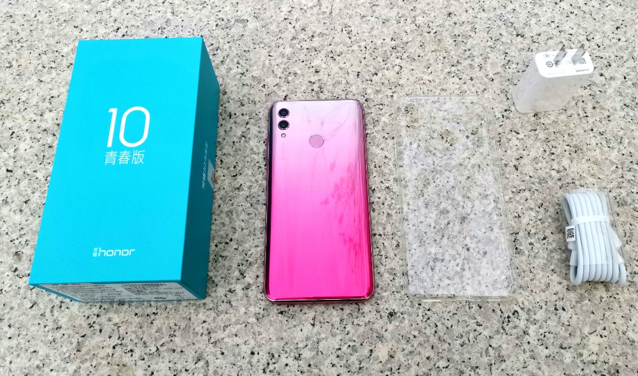 荣耀10青春版朱正廷壁纸无水印,荣耀10青春版渐变红