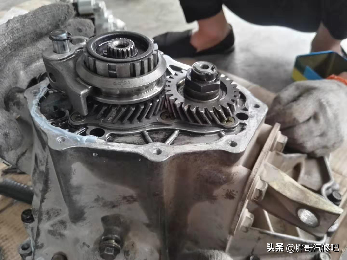 海马王子变速箱在哪里换油,海马骑士手动变速箱维修视频