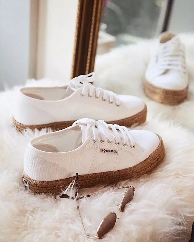 匡威帆布鞋什么品牌好,匡威帆布鞋有的为什么差别那么大