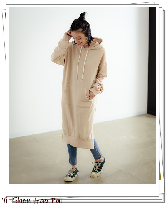 时尚又好看的春季穿搭连衣裙,早春复古气质碎花连衣裙穿搭分享