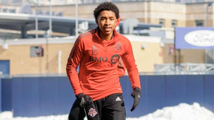 加拿大小将打破世界纪录,加拿大16岁球员最新消息