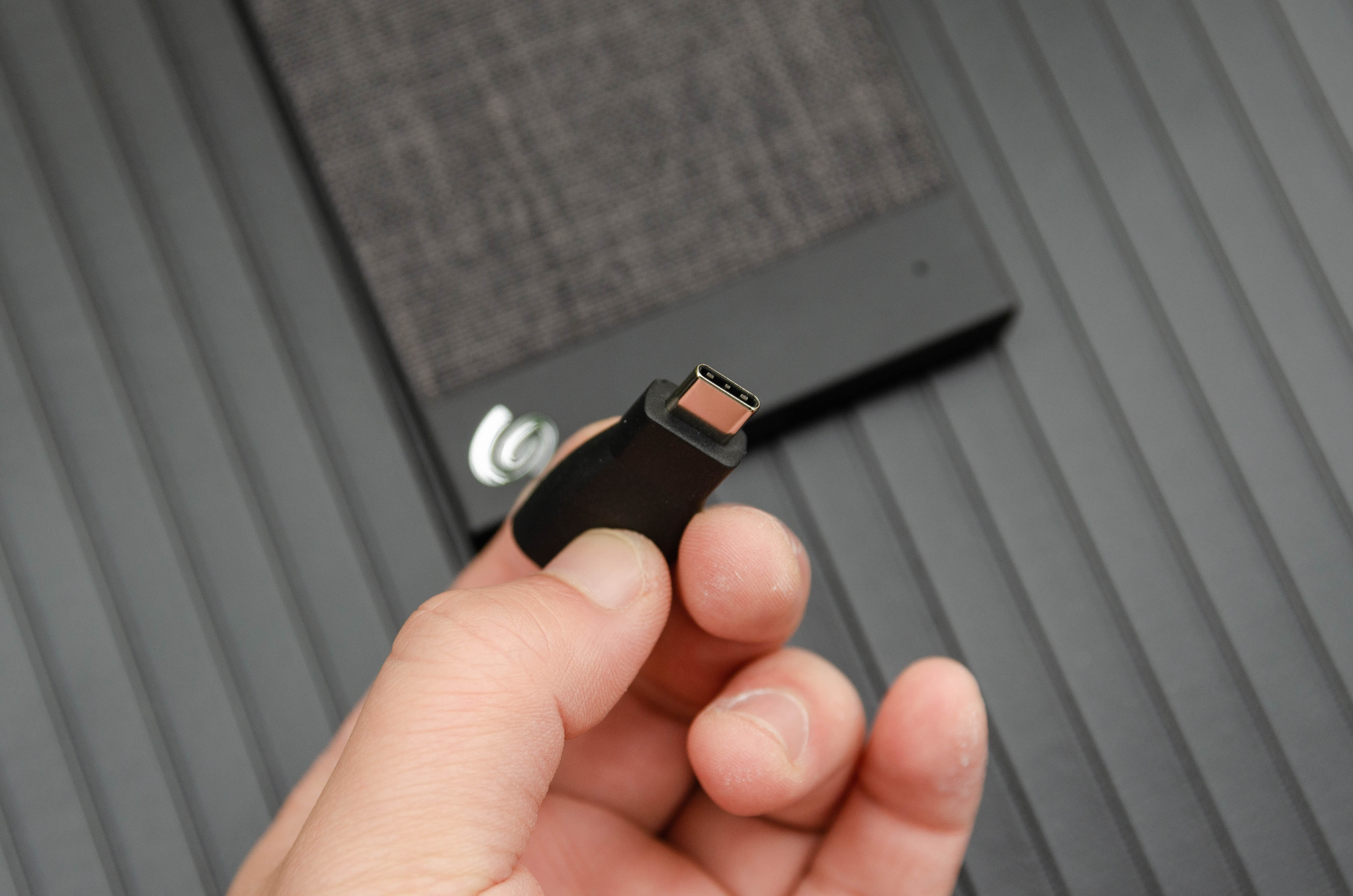 希捷机械移动硬盘哪个系列的好,轻奢希捷锦系列