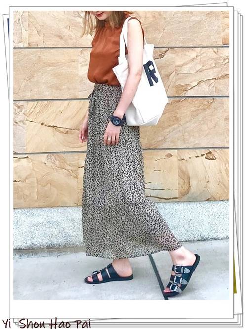 豹纹半身裙怎么搭配好看夏天,豹纹半身裙怎么搭配好看