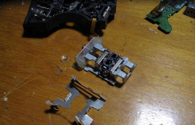 刻录机悬浮激光头,刻录机激光头原理