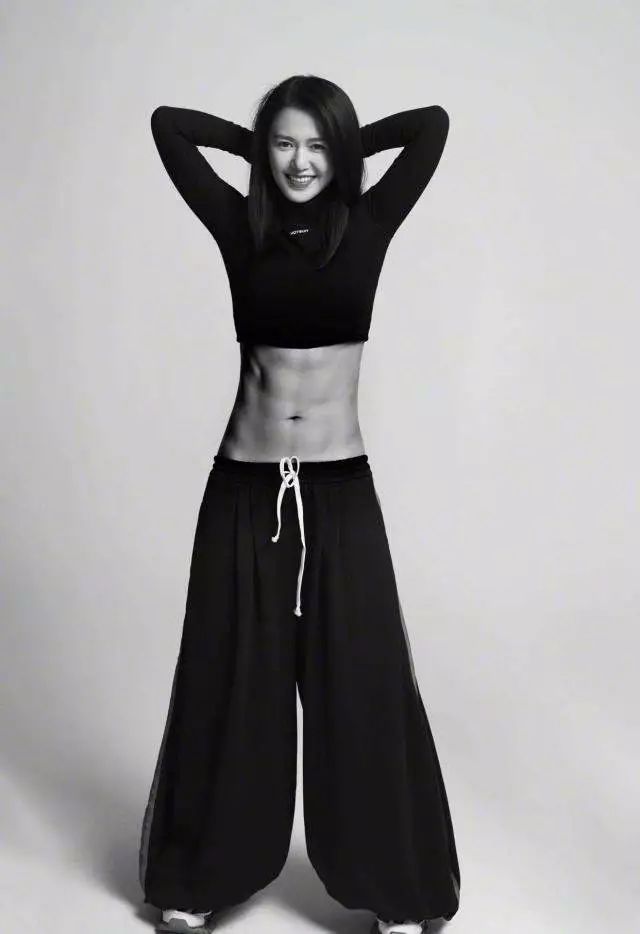 谭维维什么时候开始健身的,谭维维跑步前后对比