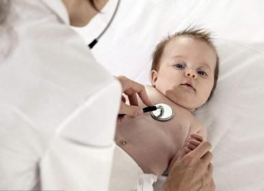 新生儿肺炎严重的话会怎样,宝宝皮肤青紫