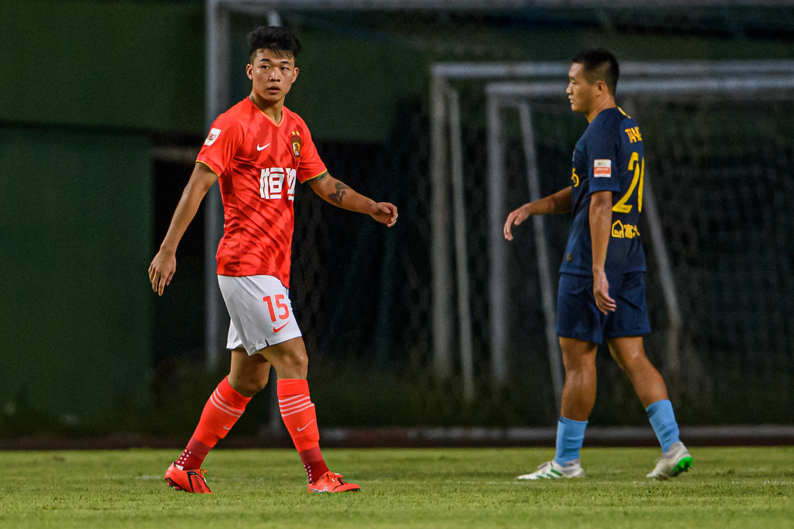 李磊留洋踢得最好的1场,很关注李磊的留洋表现