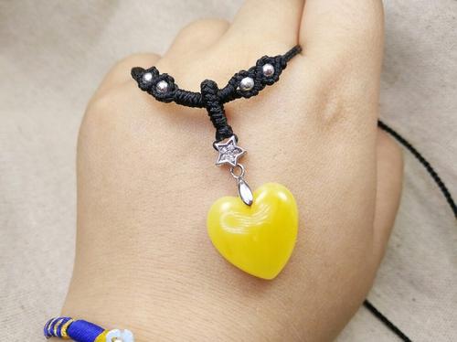 琥珀蜜蜡:不要谈“优”色变