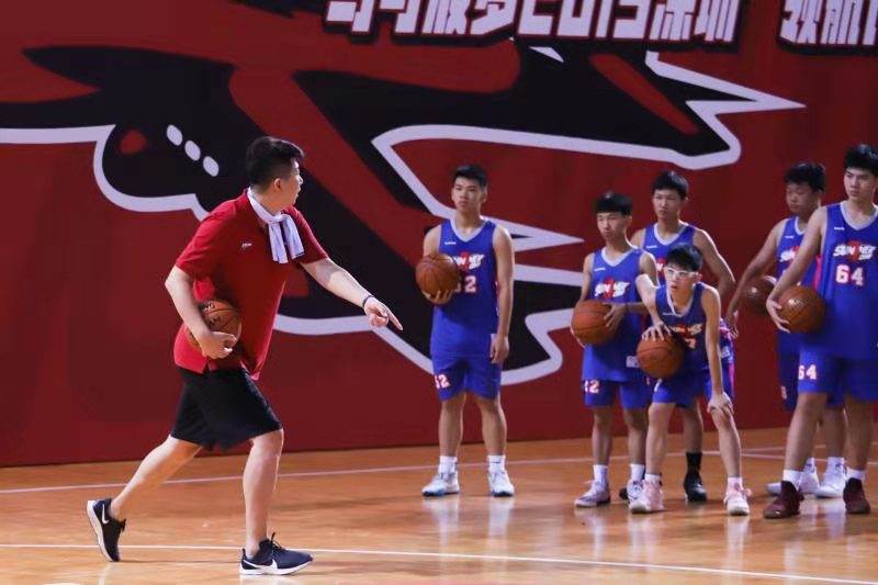 深圳领航者篮球训练营,深圳领航人员训练营