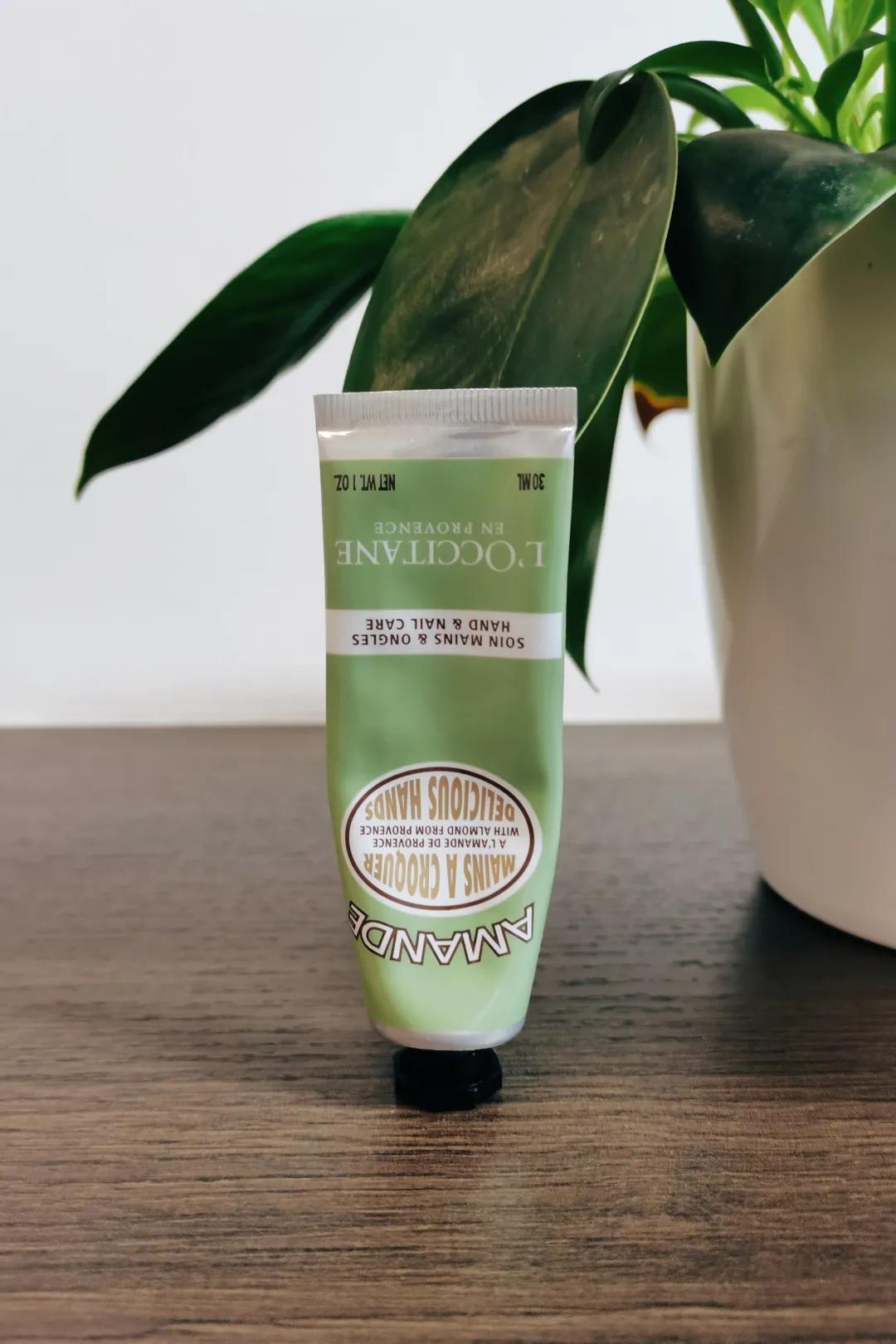 好用到哭的护手霜,给你推荐一个超好用的护手霜