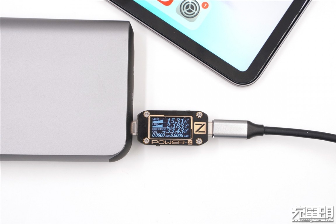 绿巨能充电器快充测评,绿巨能22.5瓦充电器